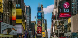 Rate A Hotel Like A Pro: Insider Tips To Make Your Review Count