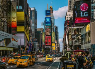 Rate A Hotel Like A Pro: Insider Tips To Make Your Review Count