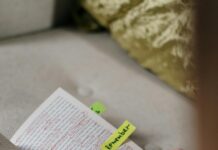 How To Write A Positive Review That Truly Impresses Readers