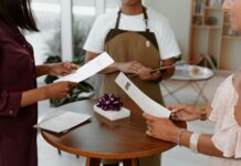 Best Restaurant Reviews: Discover Top Dining Gems You Can’t Miss