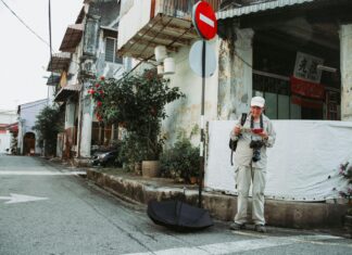 Local Guide For Google: How To Unlock Hidden Benefits Today