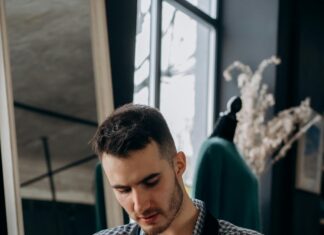 Write Google Review Like A Pro: Secrets To Boost Your Online Reputation