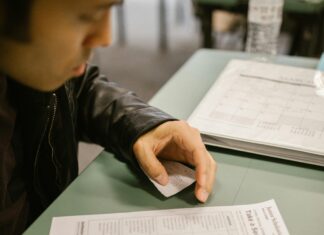 How To Write A Review For Hotel In Google That Boosts Credibility