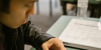 How To Write A Review On Google That Captivates And Converts