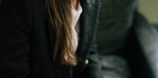 How To Write A Google Review Without Gmail Account: Easy Tips