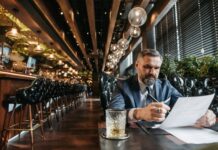 Google Restaurant Review Secrets: How to Find the Best Eats Near You