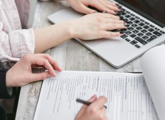 Review Businesses Like A Pro: Secrets To Genuine Customer Insights