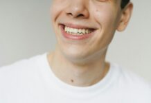 Amiable In A Sentence: How To Use This Charming Word Effectively